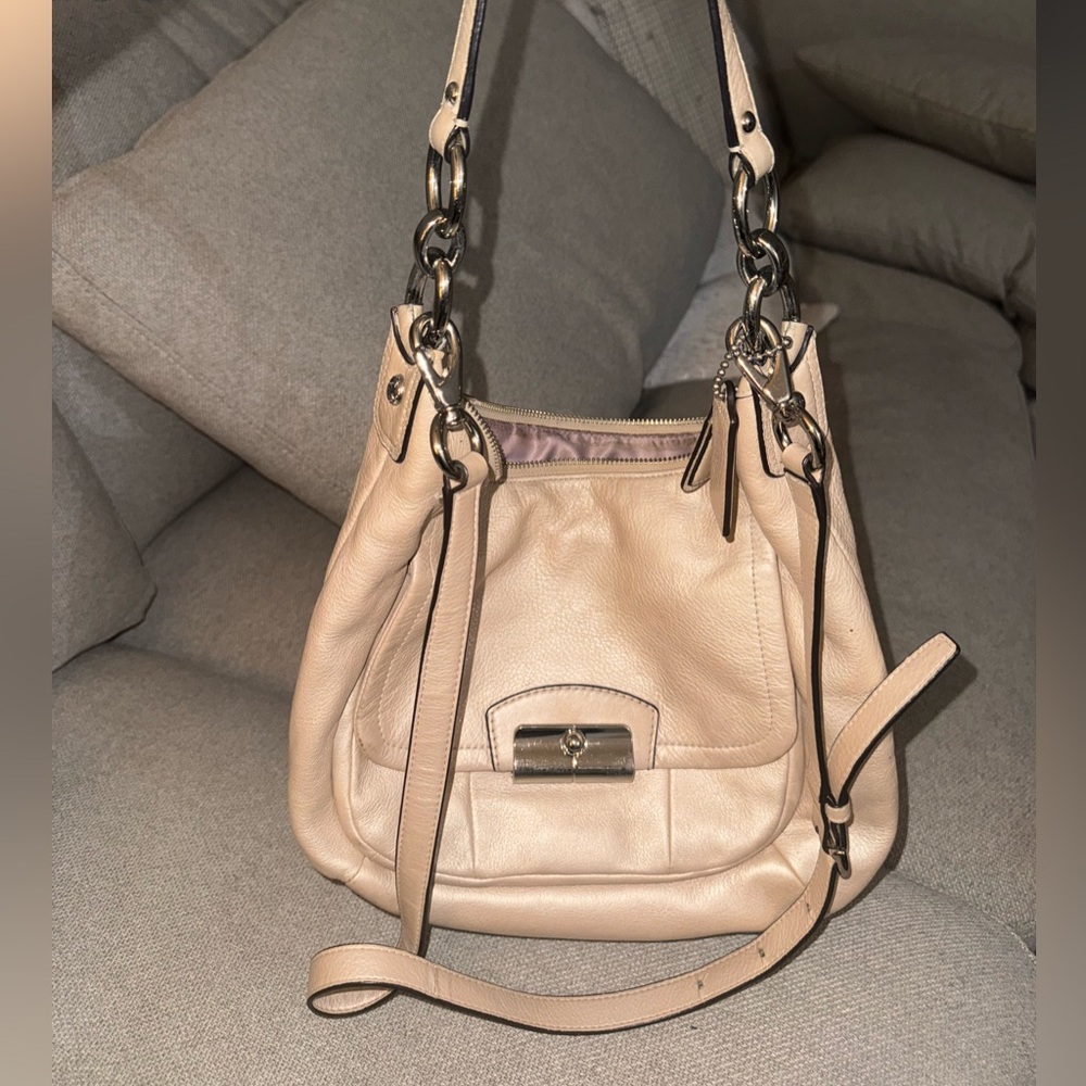 Coach Bags Kristin Pebbled Leather Ivory White Hobo with strap F22306 - Picture 8 of 17